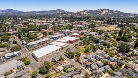 107 Decker Street Santa Rosa CA 95401