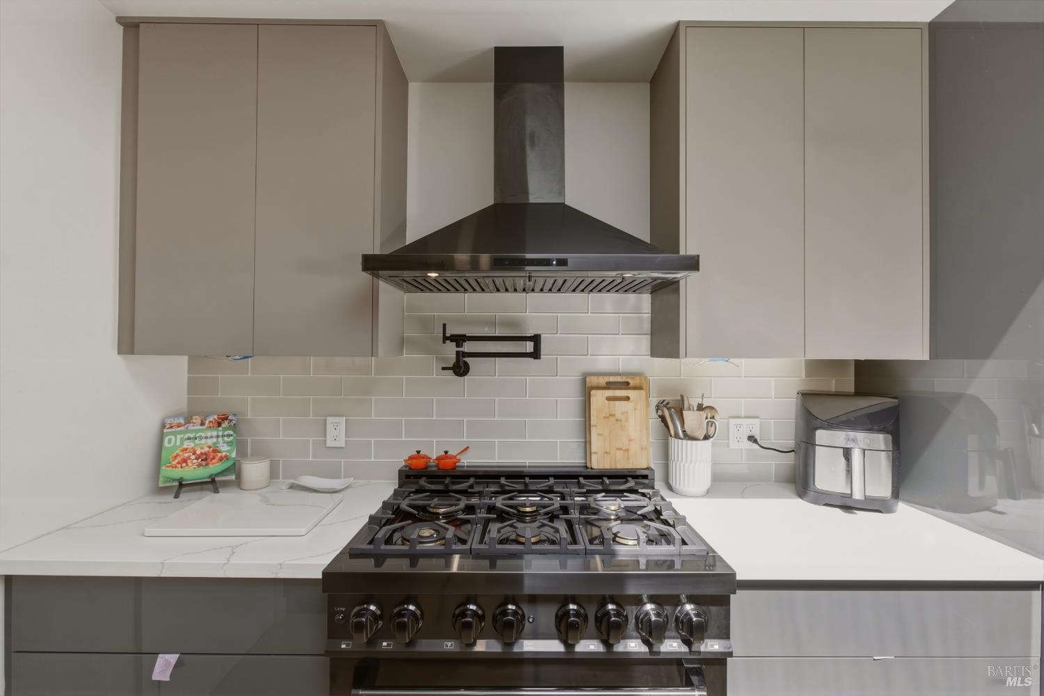 19356 Lovall Valley Court Sonoma CA 95476