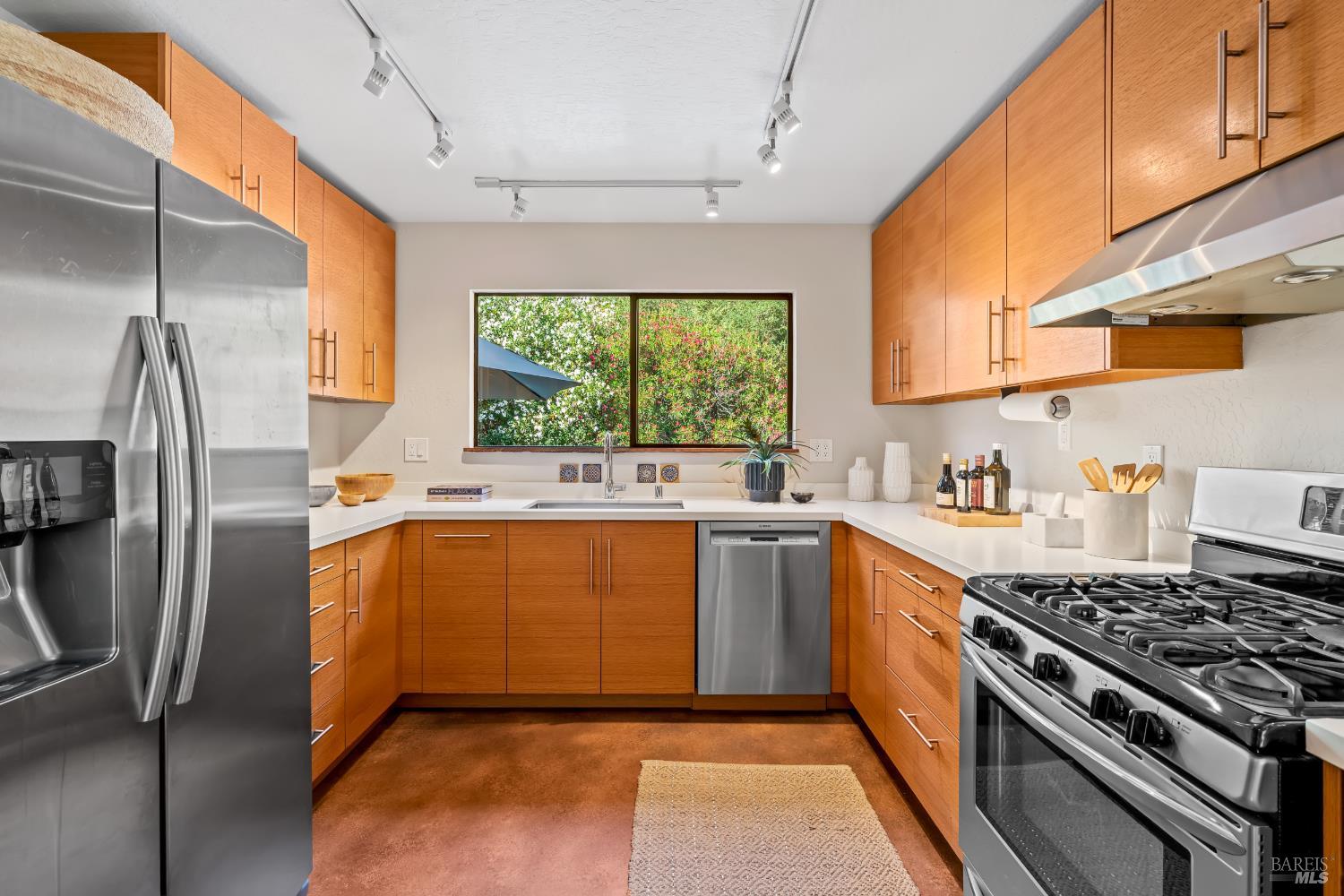 17340 Watson Road Guerneville CA 95446