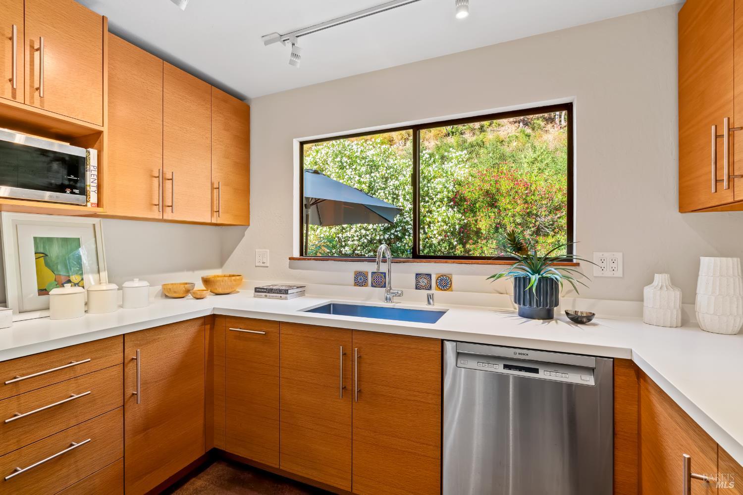 17340 Watson Road Guerneville CA 95446
