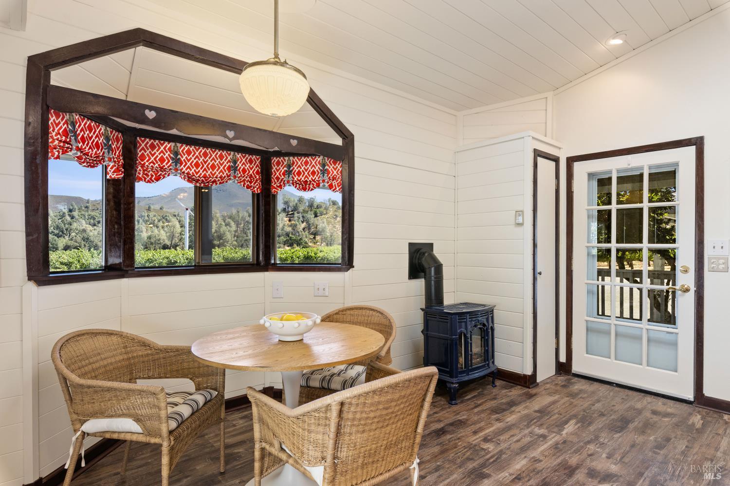7555 Highway 29 Kelseyville CA 95451