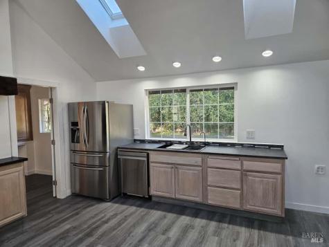 6060 Oak Avenue Cotati CA 94931