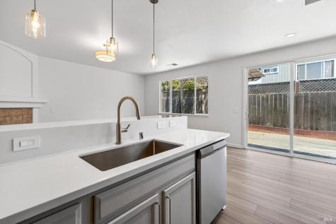 2974 Dutton Meadow Santa Rosa CA 95407