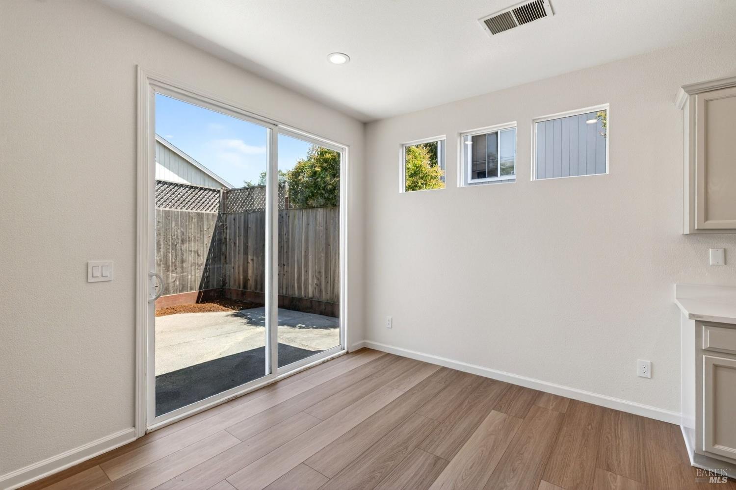 2974 Dutton Meadow Santa Rosa CA 95407
