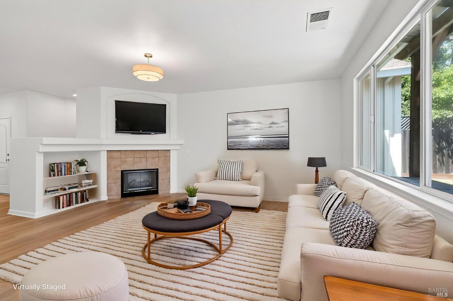2974 Dutton Meadow Santa Rosa CA 95407