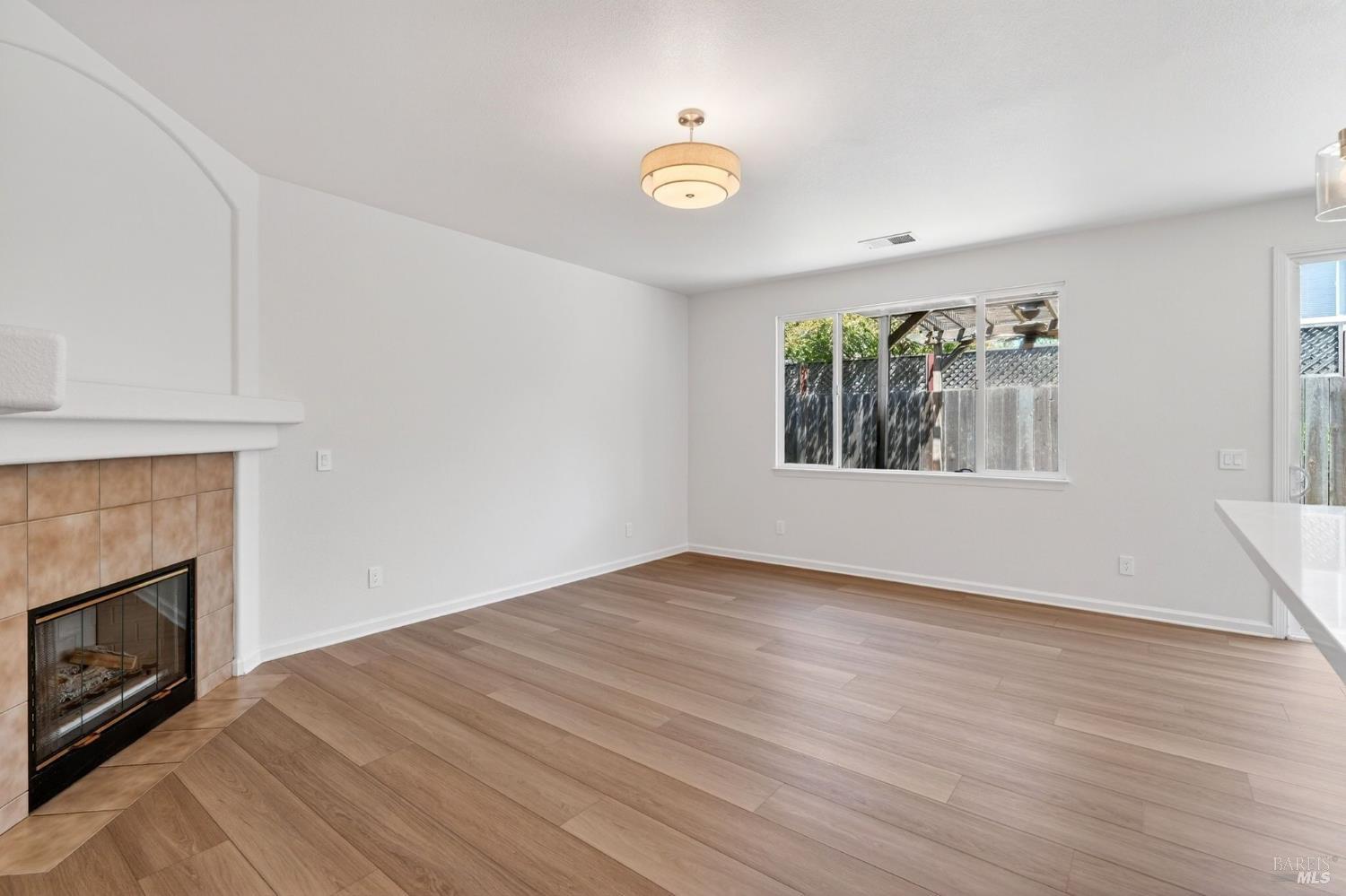 2974 Dutton Meadow Santa Rosa CA 95407