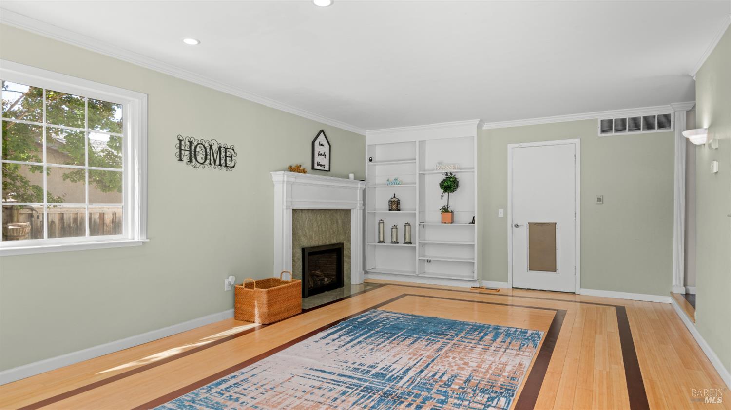 5260 San Luis Avenue Santa Rosa CA 95409