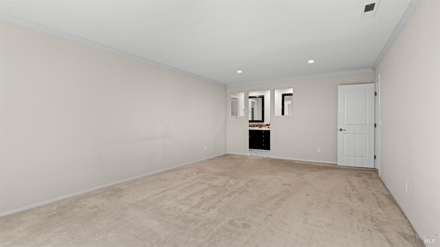 5260 San Luis Avenue Santa Rosa CA 95409