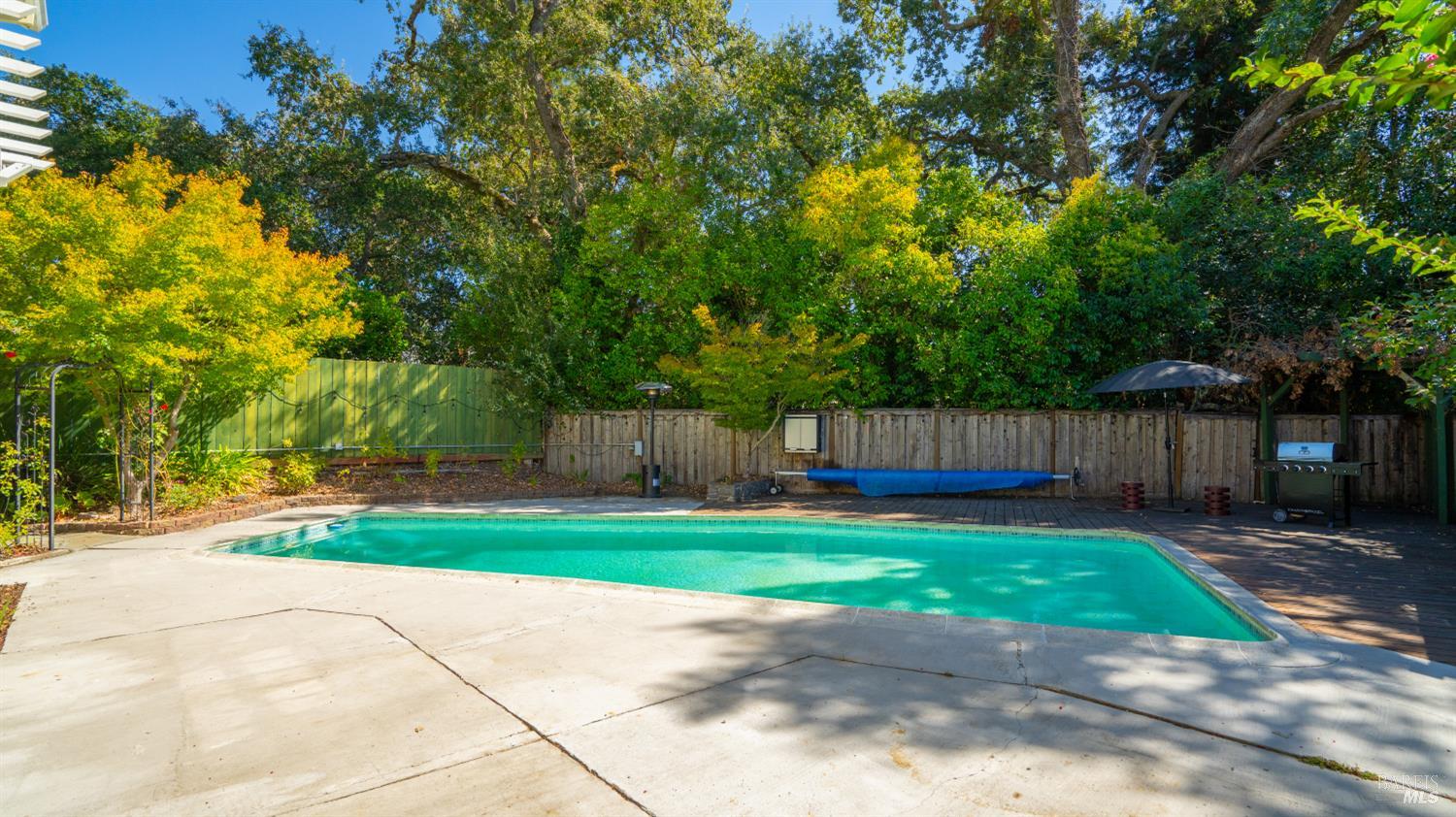 5260 San Luis Avenue Santa Rosa CA 95409