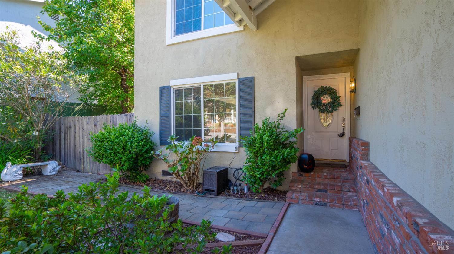 5260 San Luis Avenue Santa Rosa CA 95409