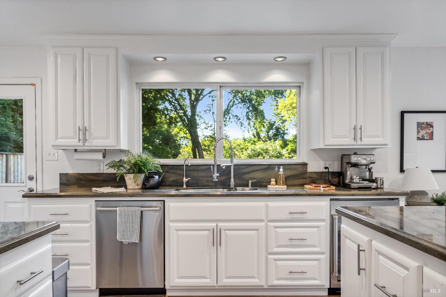 47 Hoff Road Kenwood CA 95442