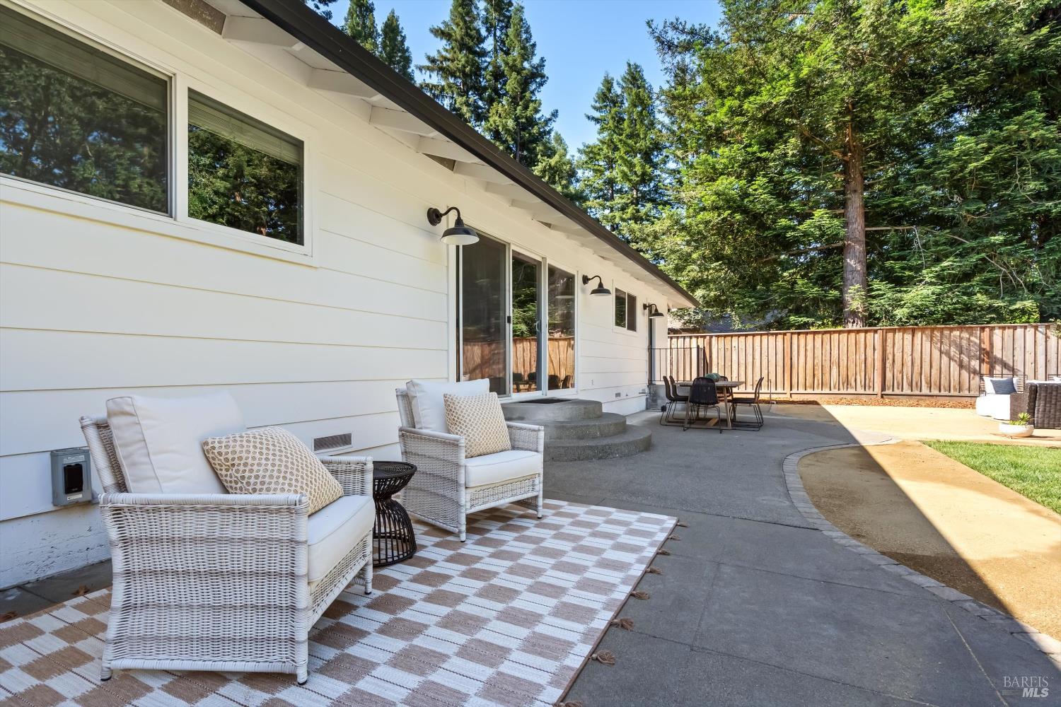 47 Hoff Road Kenwood CA 95442
