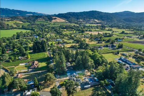 47 Hoff Road Kenwood CA 95409