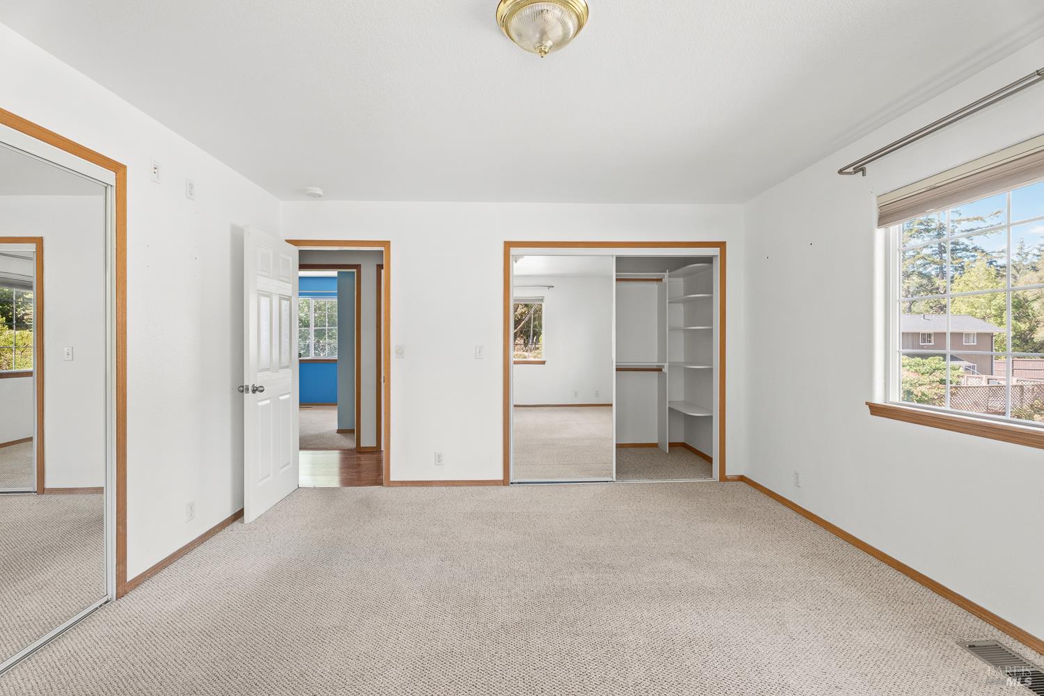 1853 Tulip Place Willits CA 95490