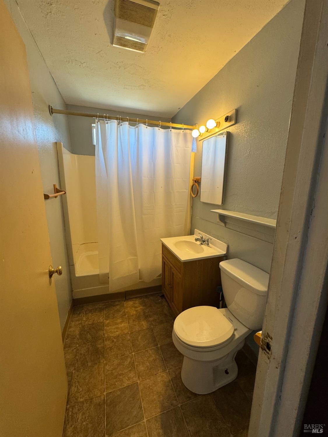202 Faull Avenue Ukiah CA 95482