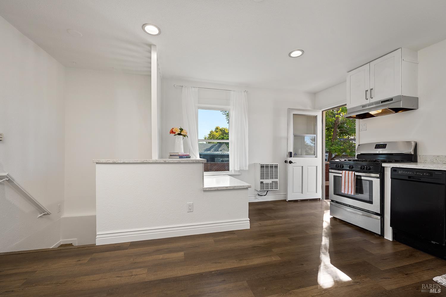 318 Mason Street Healdsburg CA 95448