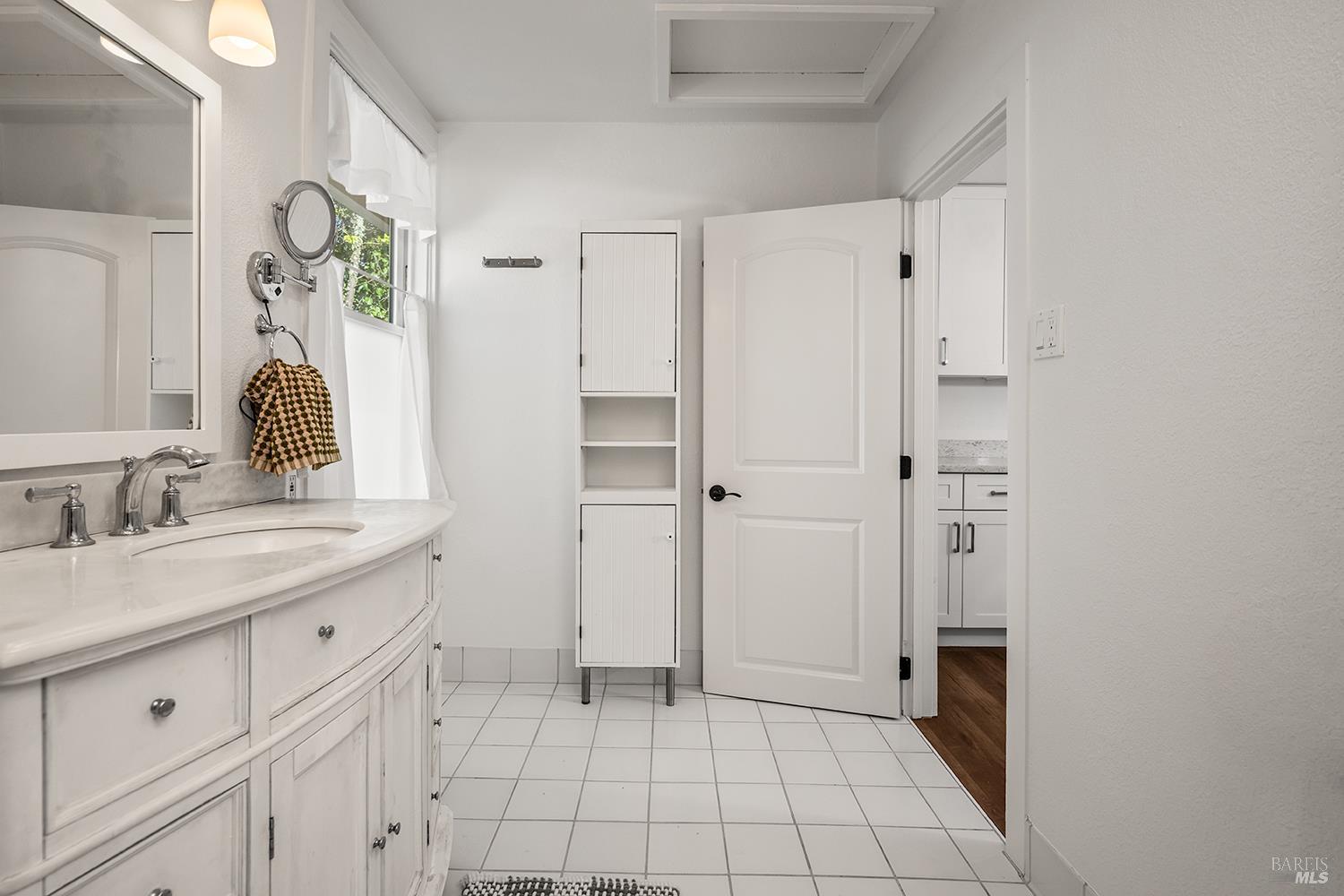 318 Mason Street Healdsburg CA 95448