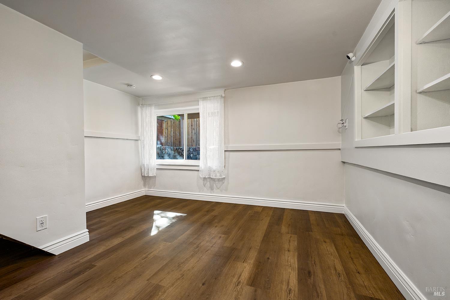 318 Mason Street Healdsburg CA 95448