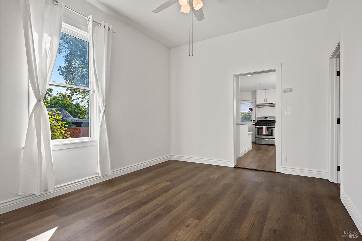 318 Mason Street Healdsburg CA 95448
