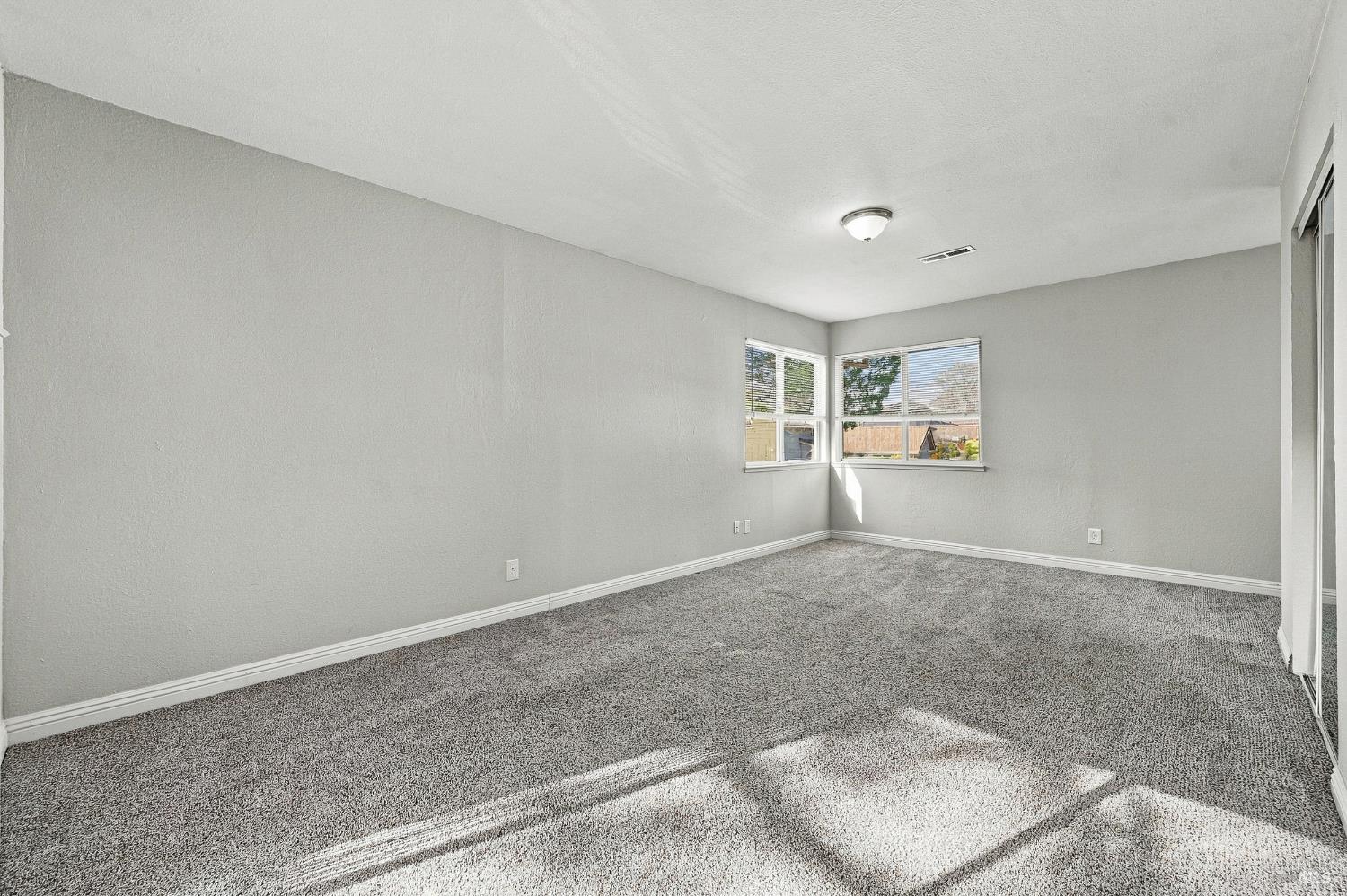 123 Gregory Lane Vallejo CA 94591