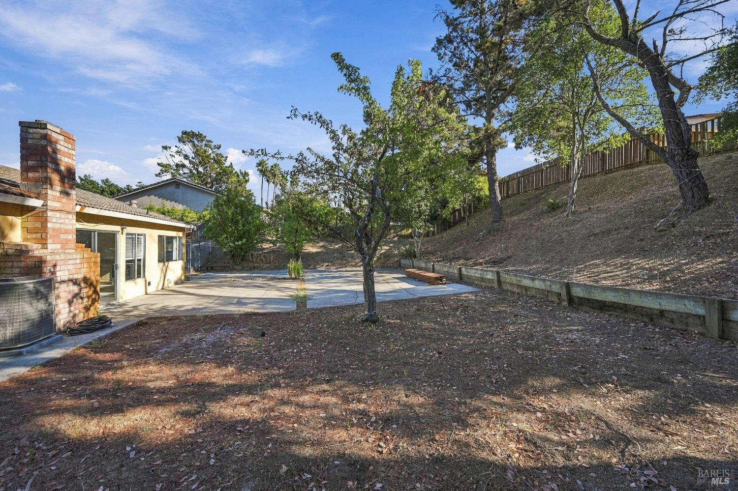 123 Gregory Lane Vallejo CA 94591