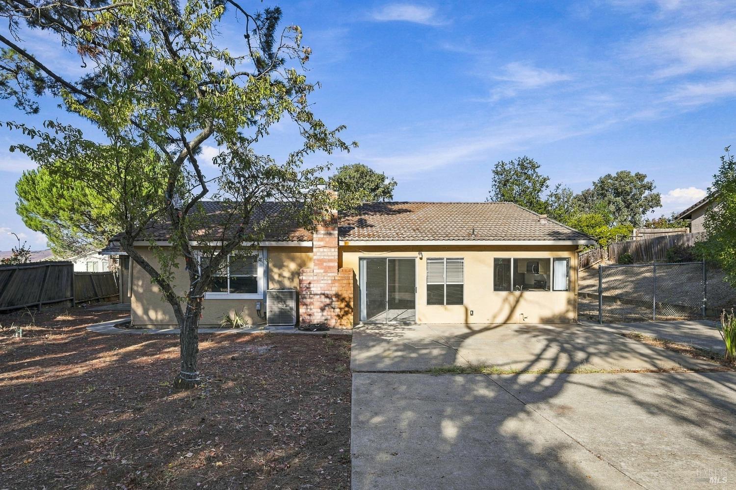 123 Gregory Lane Vallejo CA 94591
