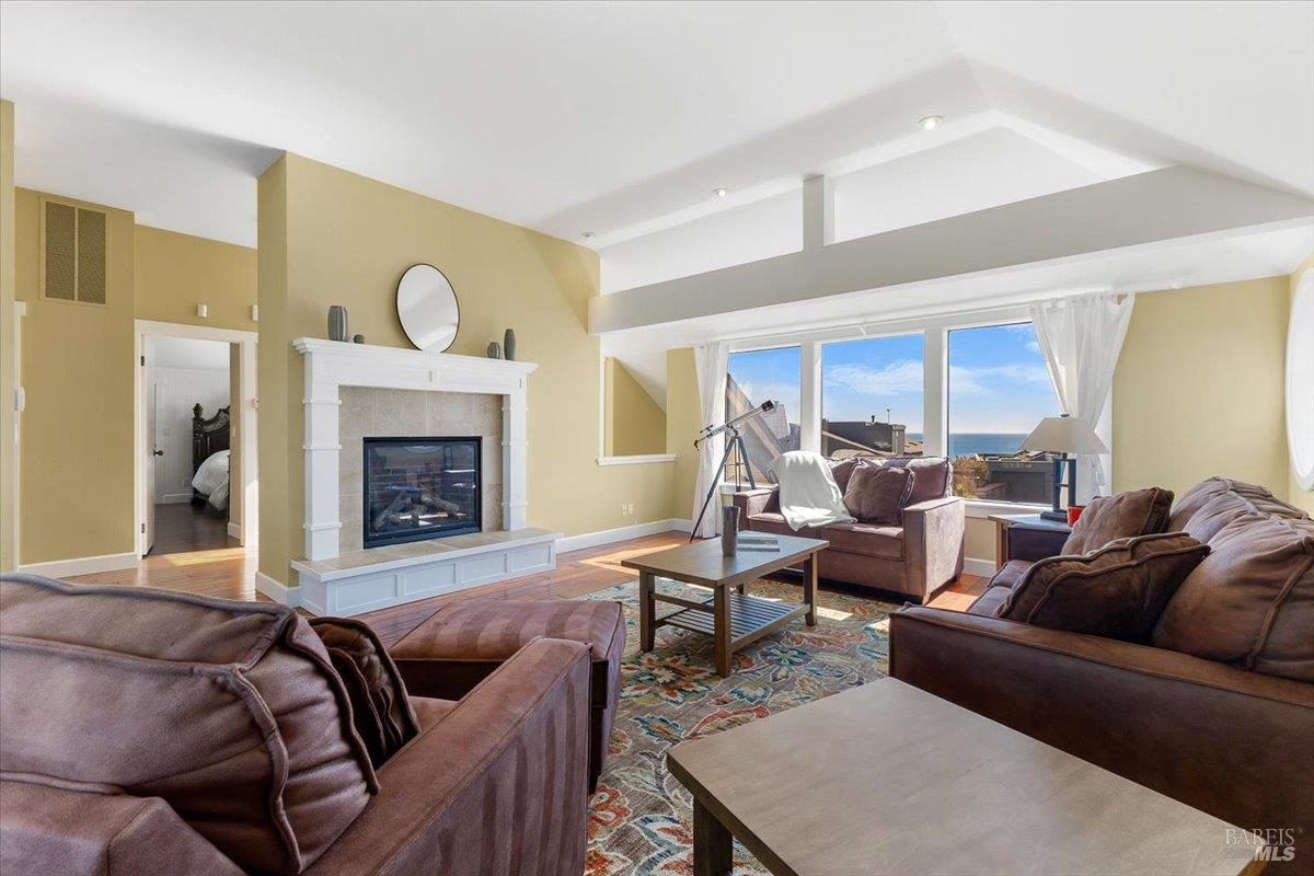 21468 Heron Drive Bodega Bay CA 94923