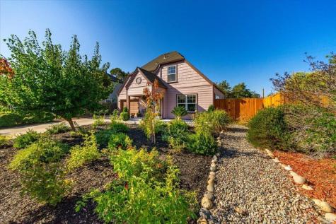 1887 Malibu Circle Santa Rosa CA 95401