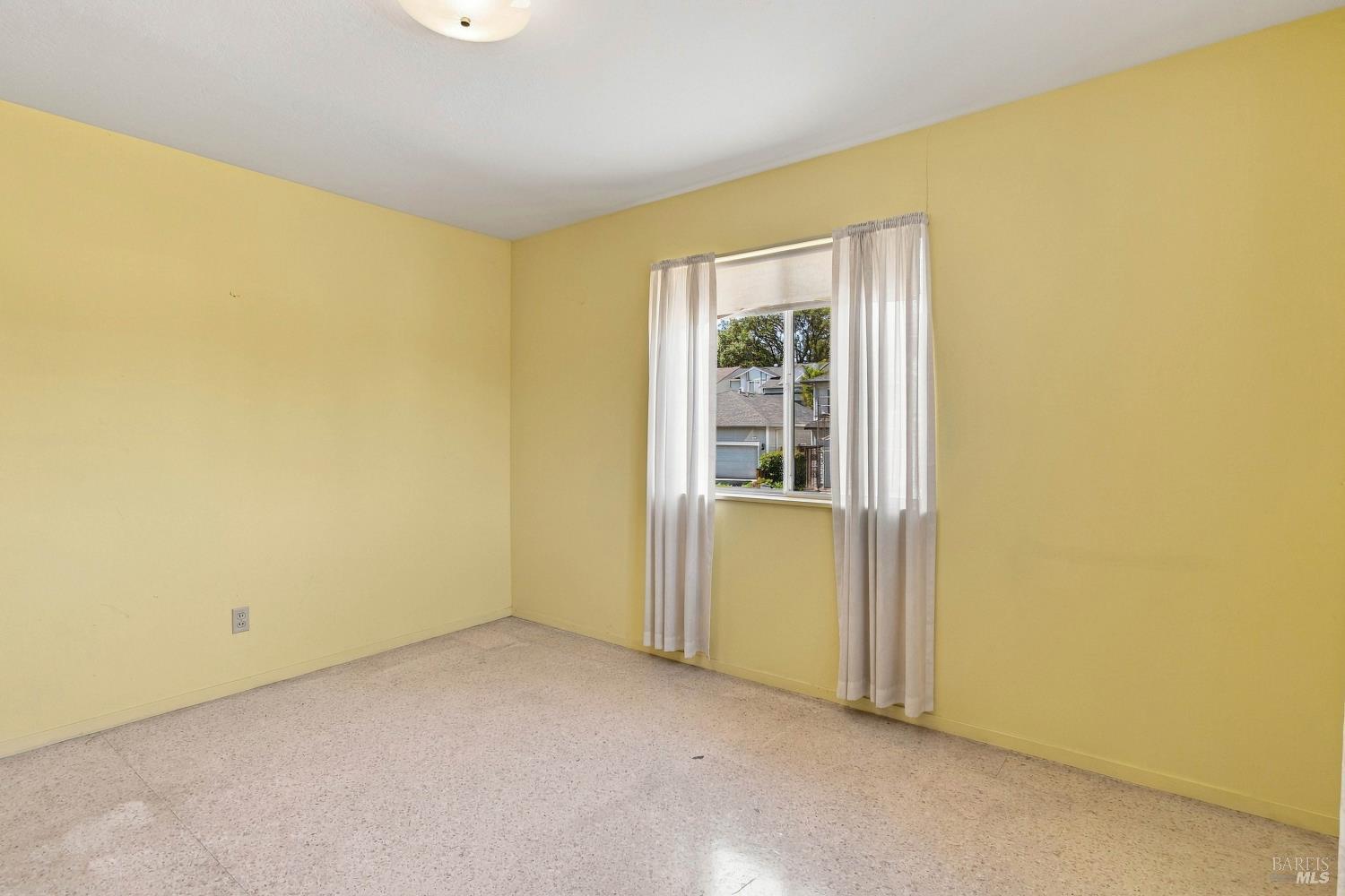 368 E School Street Cotati CA 94931