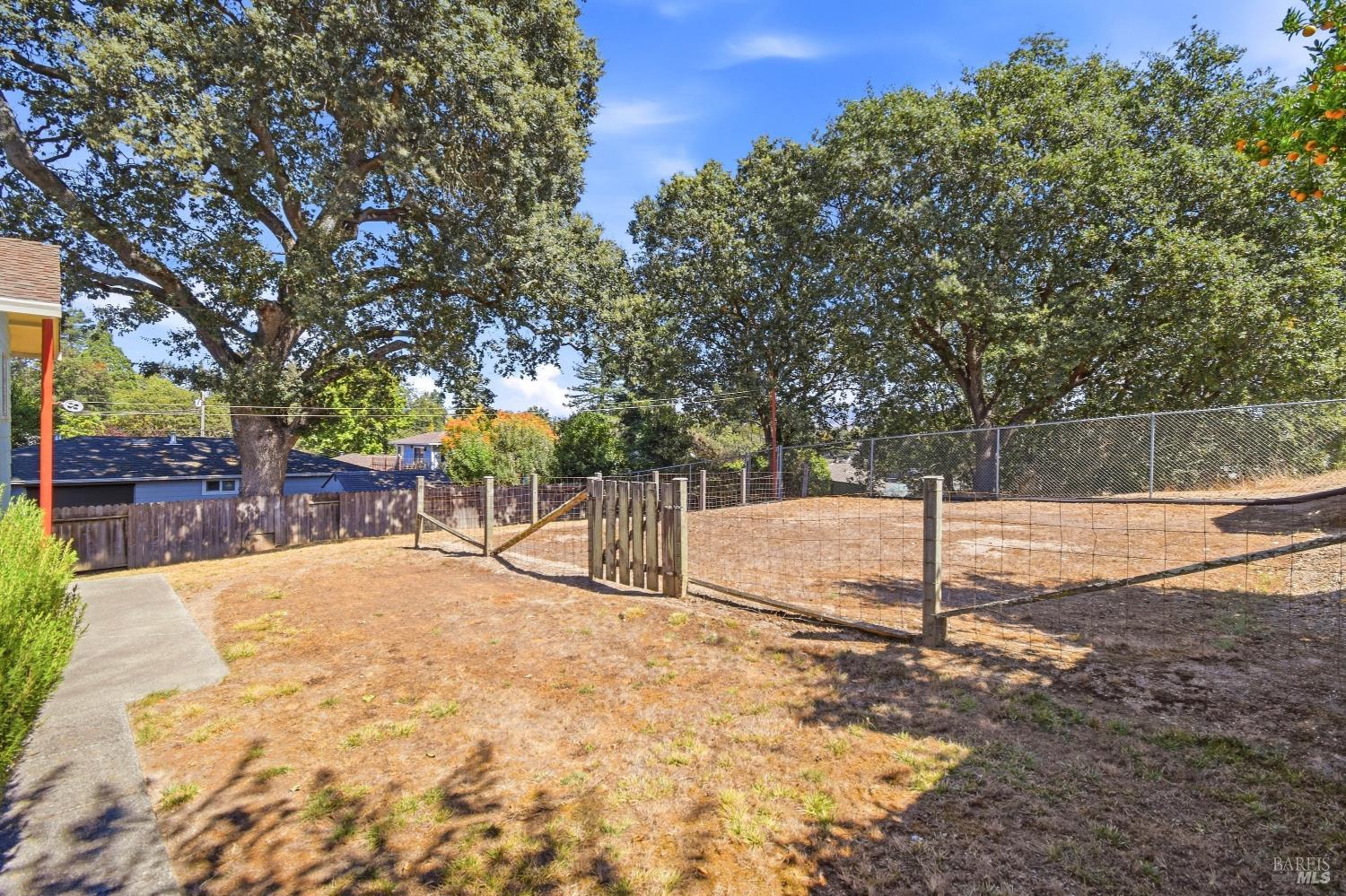 368 E School Street Cotati CA 94931