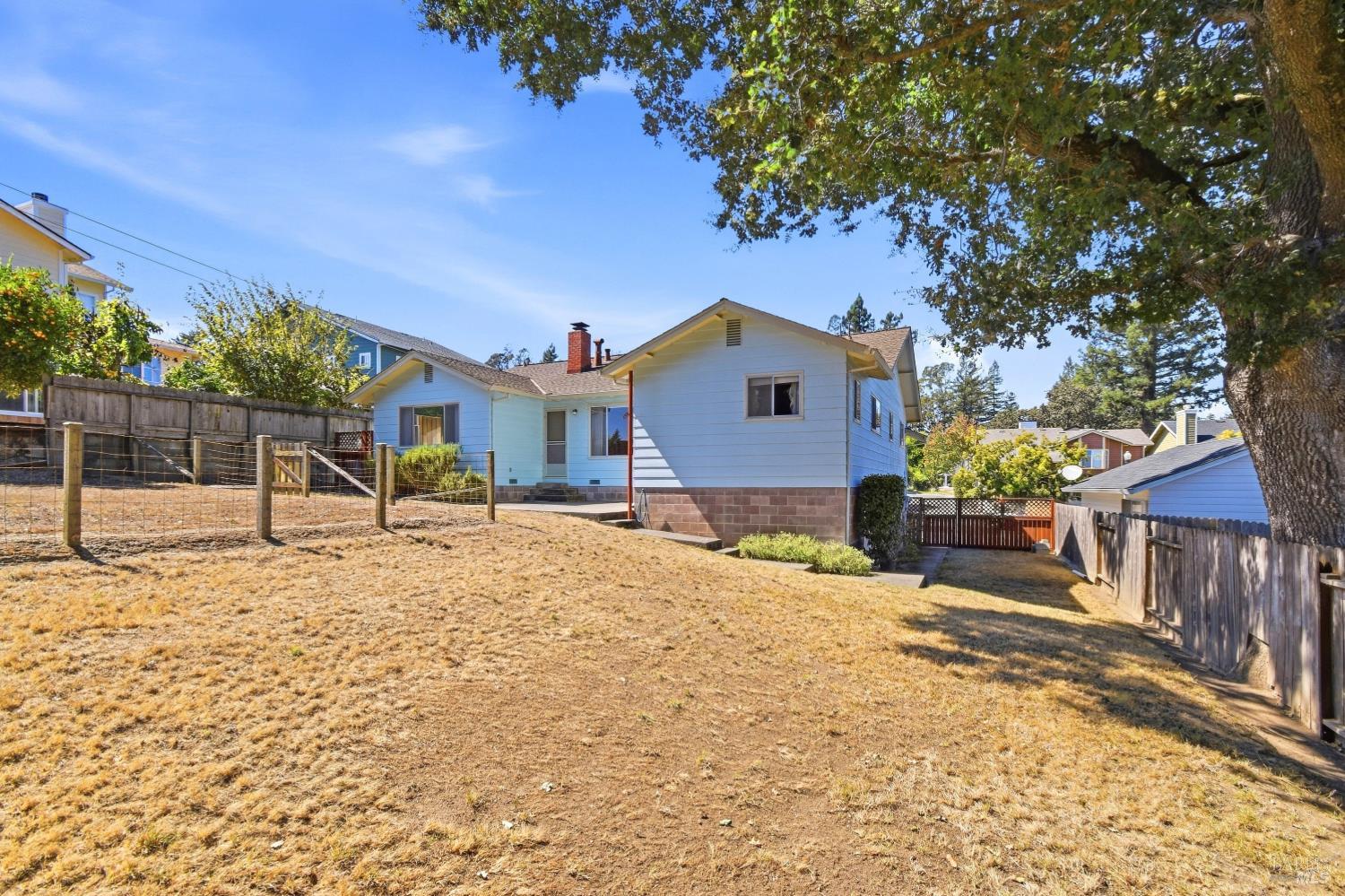 368 E School Street Cotati CA 94931