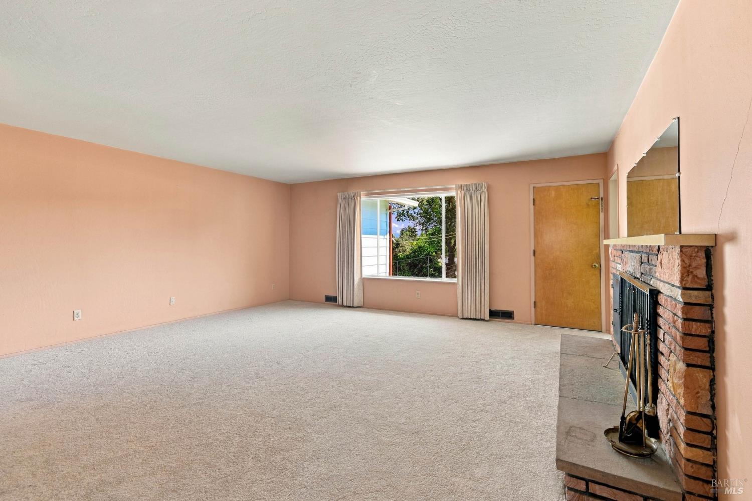 368 E School Street Cotati CA 94931