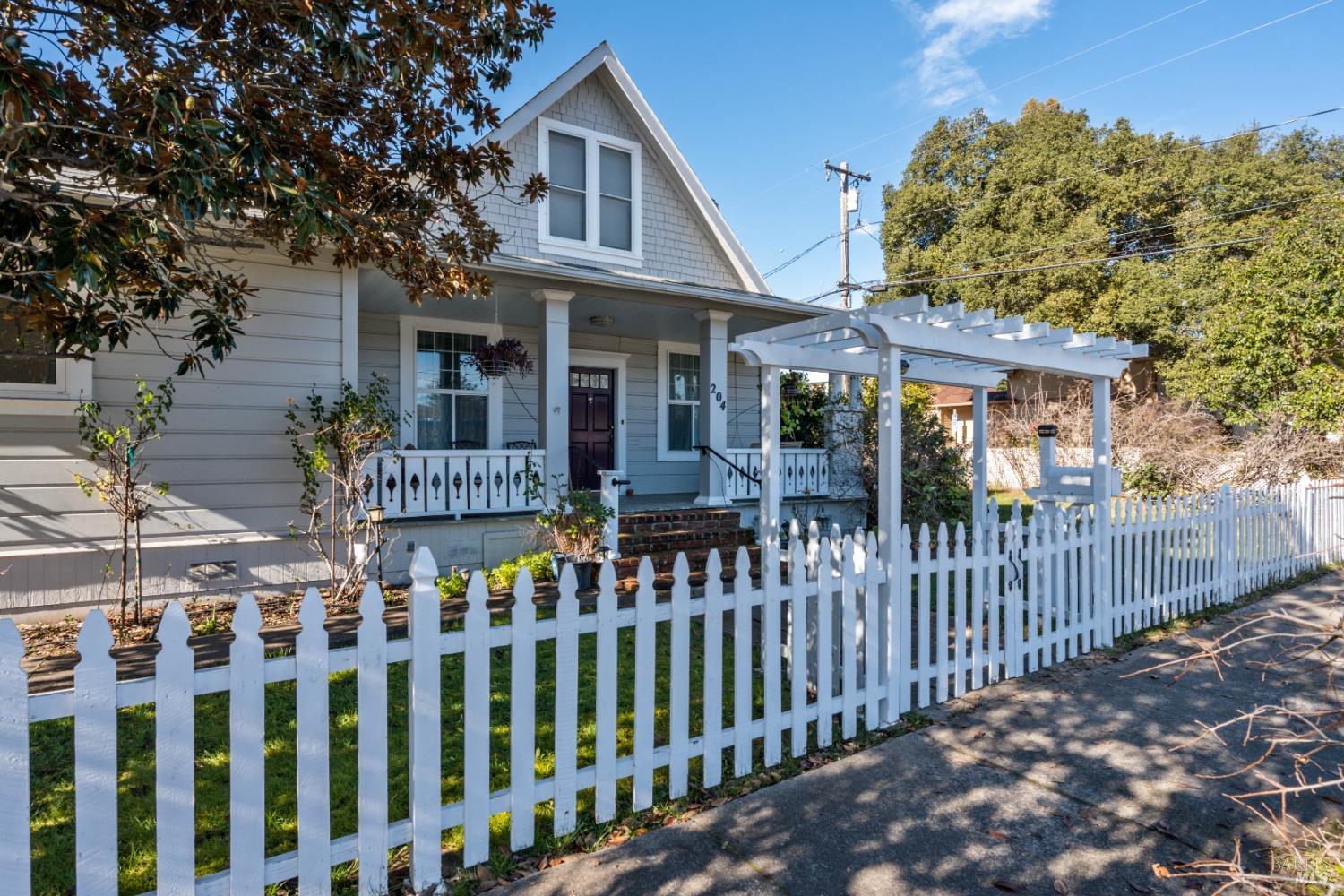 204 S Dora Street Ukiah CA 95482