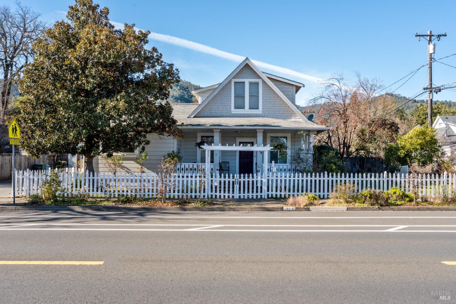 204 S Dora Street Ukiah CA 95482
