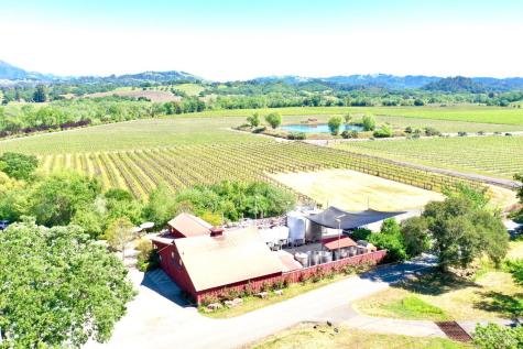 5520 W Soda Rock Lane Healdsburg CA 95448