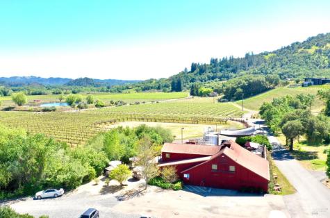 5520 W Soda Rock Lane Healdsburg CA 95448