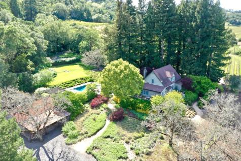 5520 W Soda Rock Lane Healdsburg CA 95448