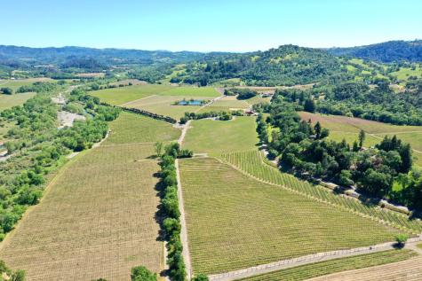 5520 W Soda Rock Lane Healdsburg CA 95448