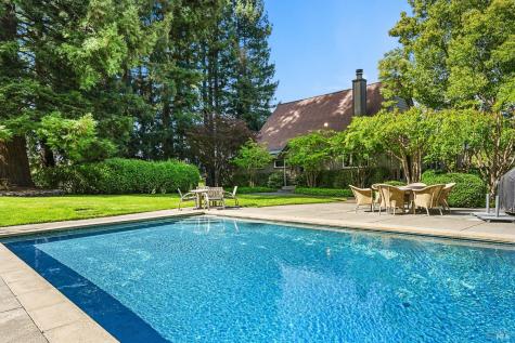 5520 W Soda Rock Lane Healdsburg CA 95448