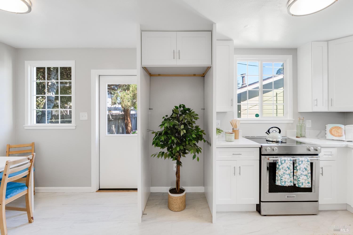 2625 High Street Oakland CA 94619
