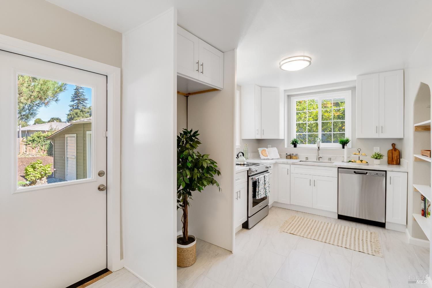 2625 High Street Oakland CA 94619