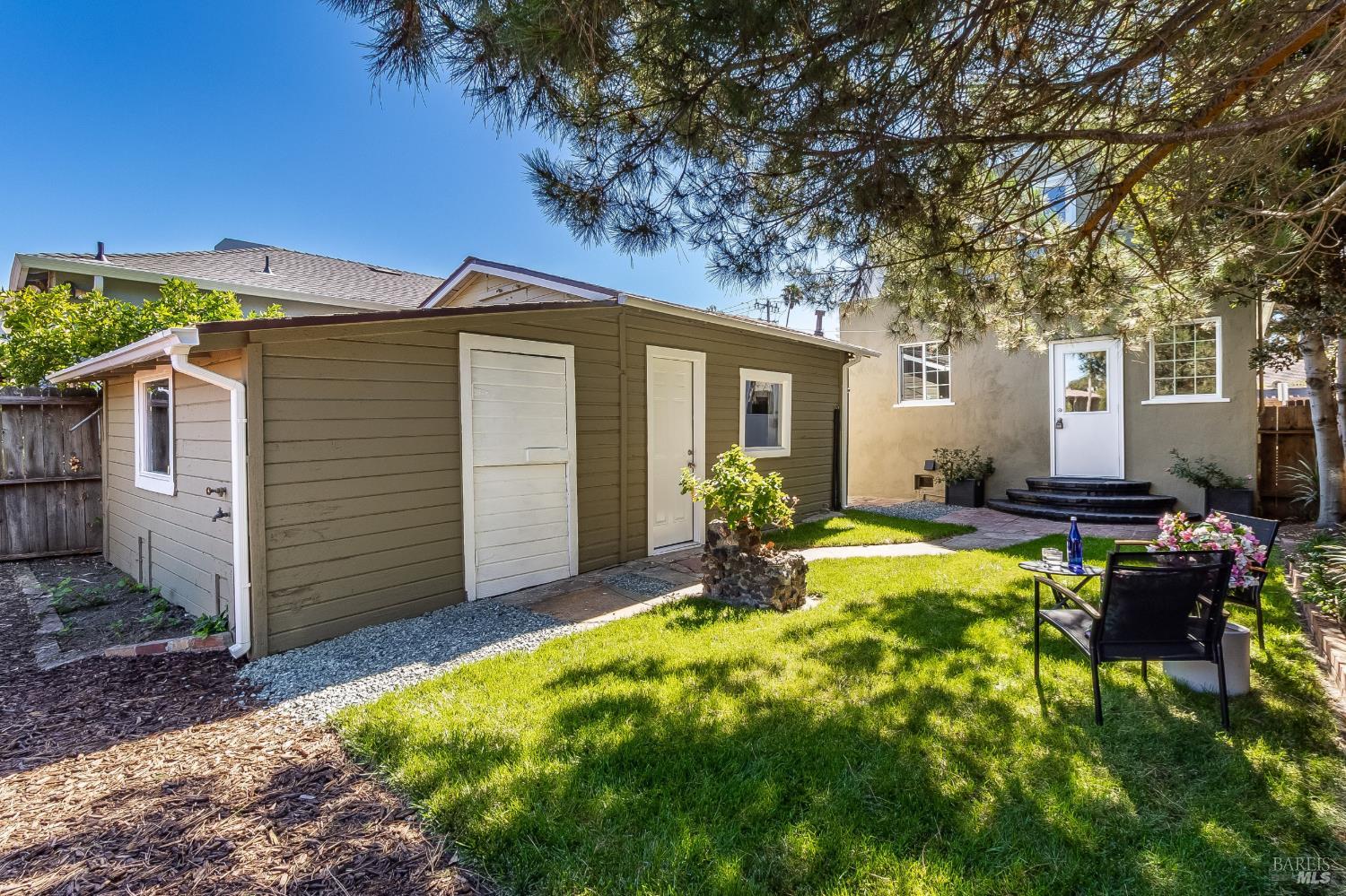 2625 High Street Oakland CA 94619