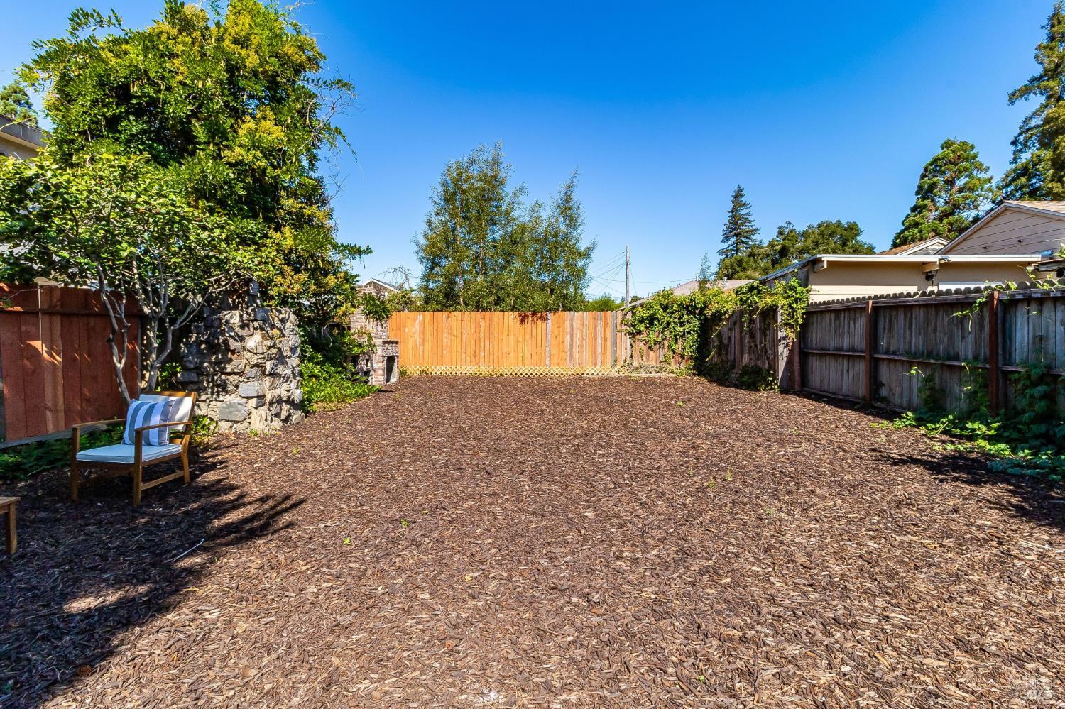 2625 High Street Oakland CA 94619