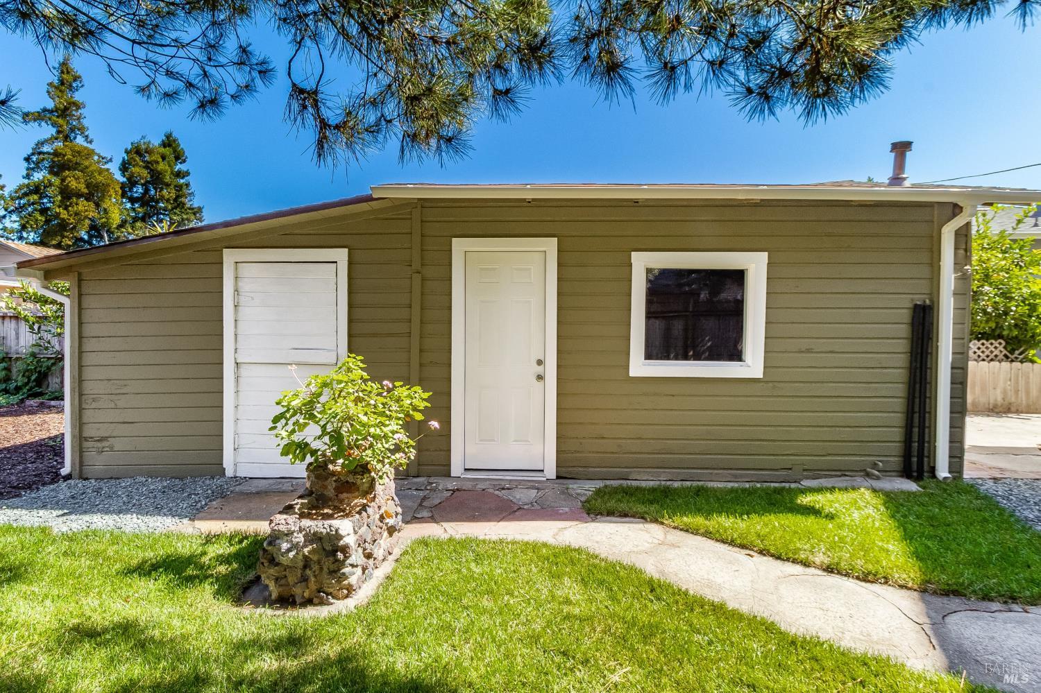 2625 High Street Oakland CA 94619