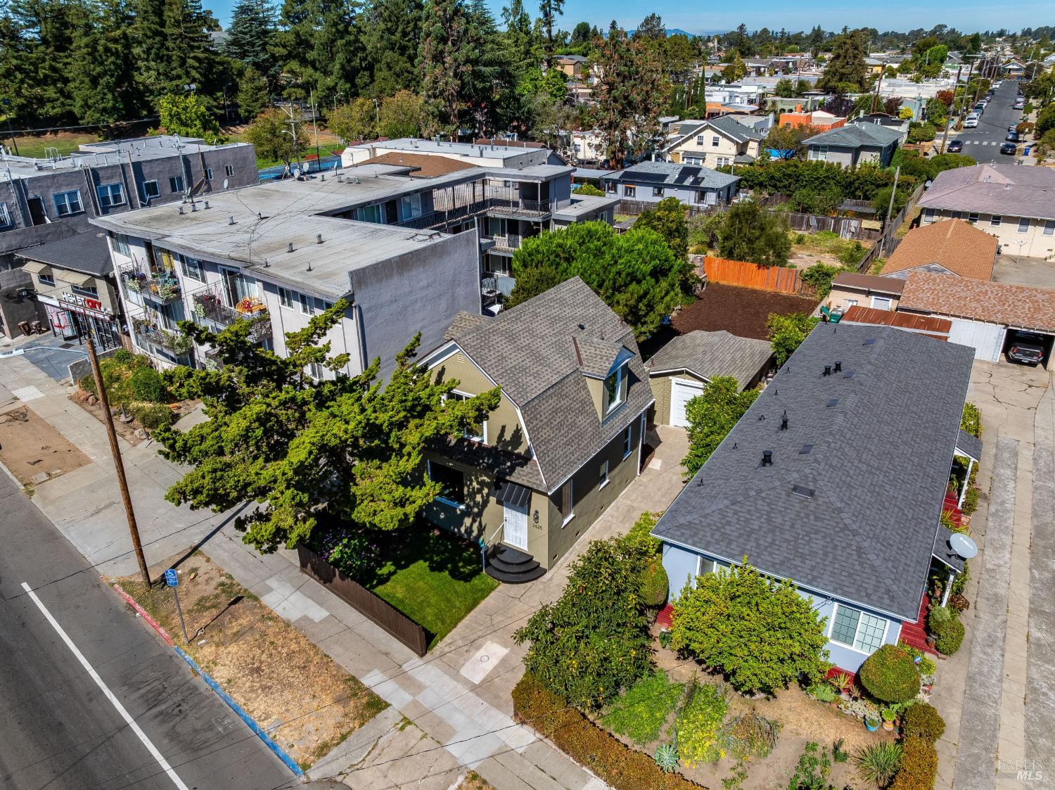 2625 High Street Oakland CA 94619