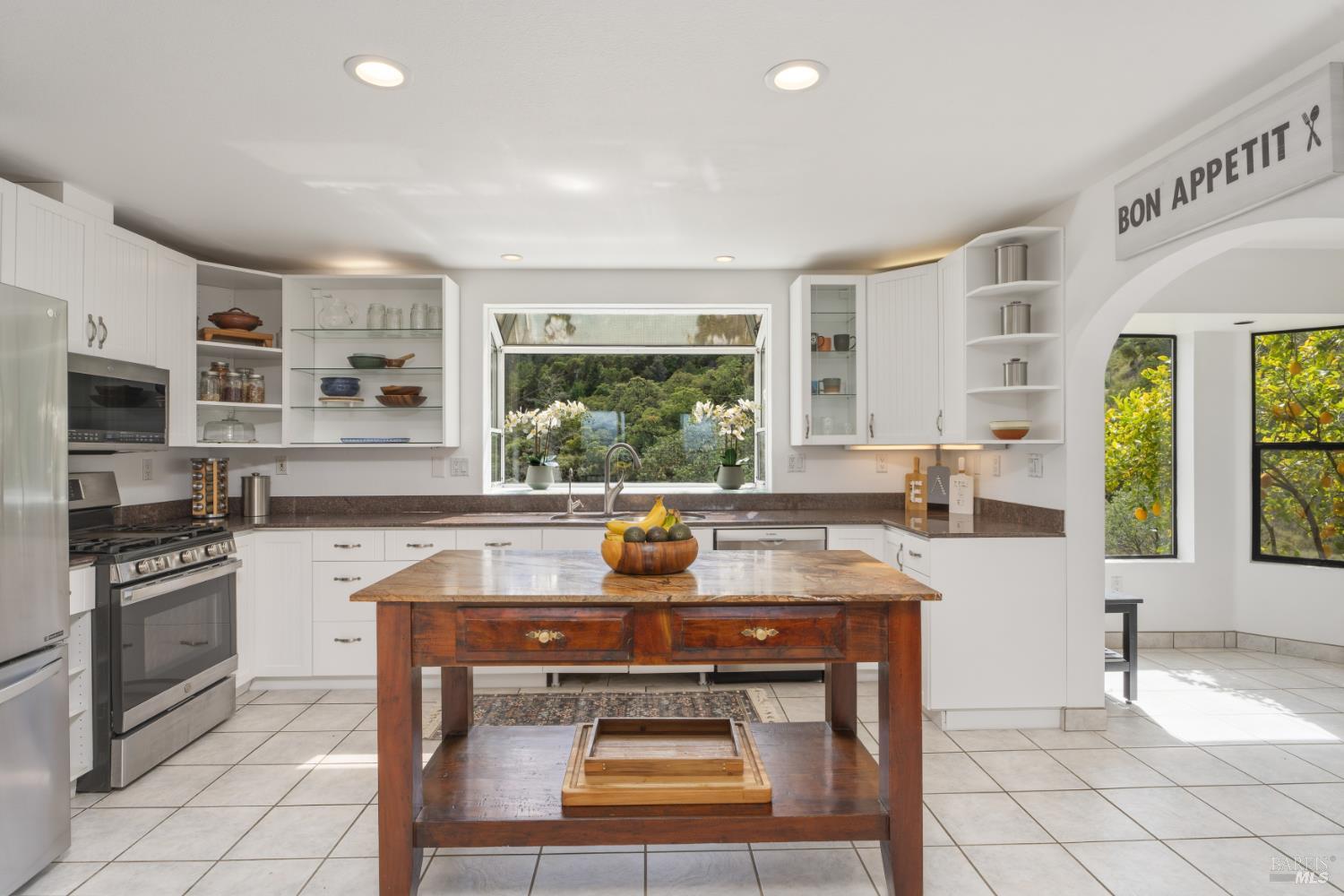 1455 Oak Knoll Road Ukiah CA 95482