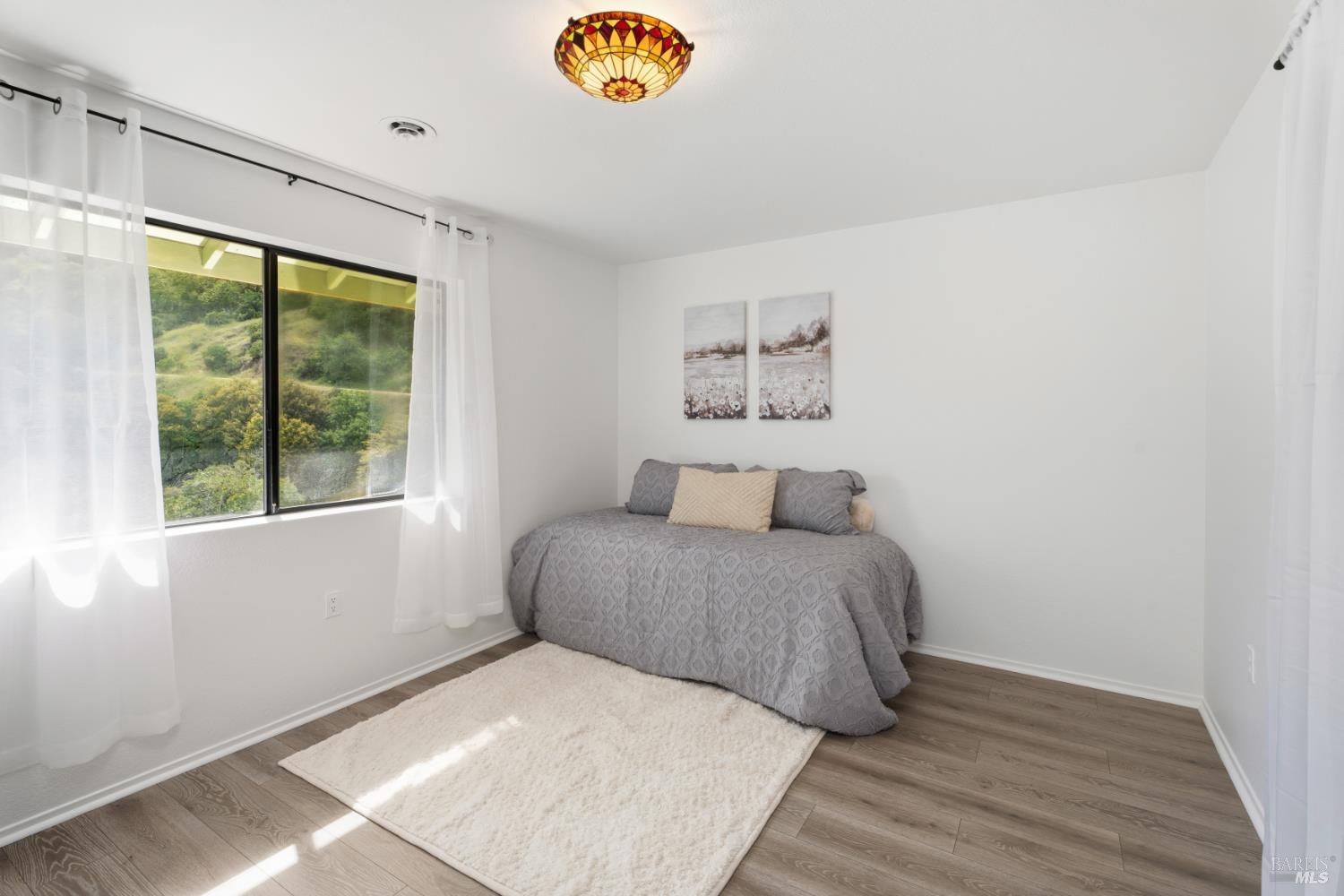 1455 Oak Knoll Road Ukiah CA 95482