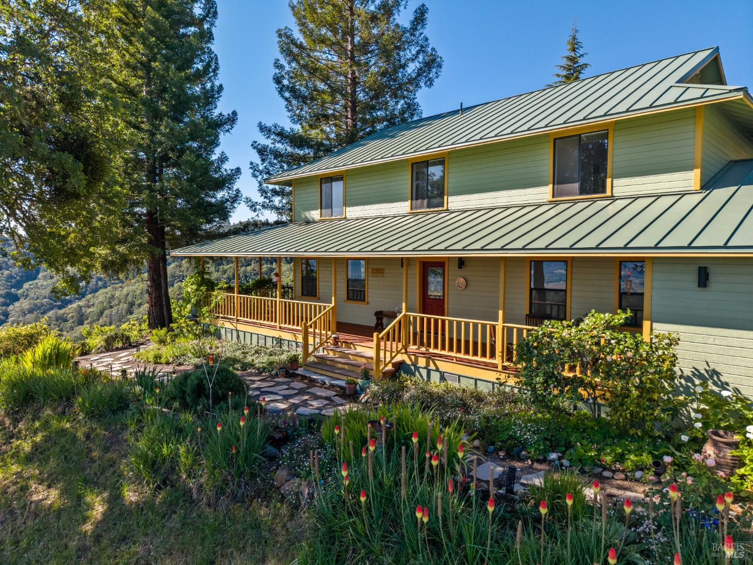 1455 Oak Knoll Road Ukiah CA 95482