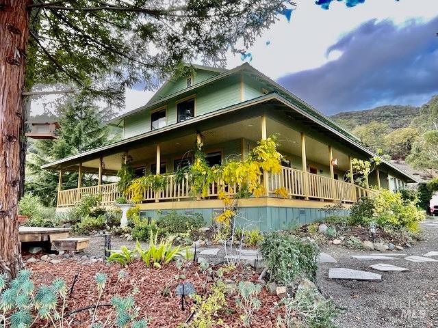 1455 Oak Knoll Road Ukiah CA 95482