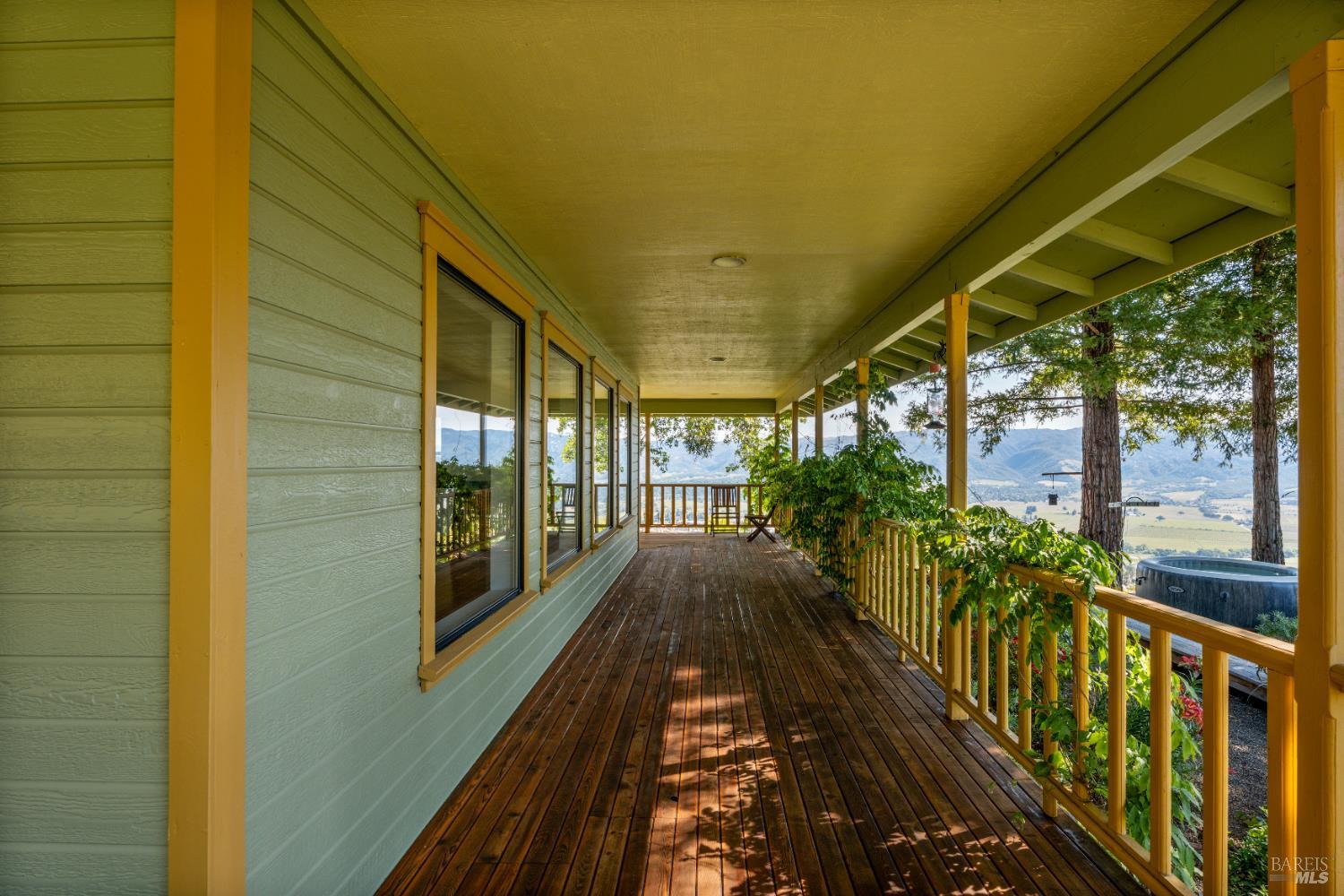 1455 Oak Knoll Road Ukiah CA 95482